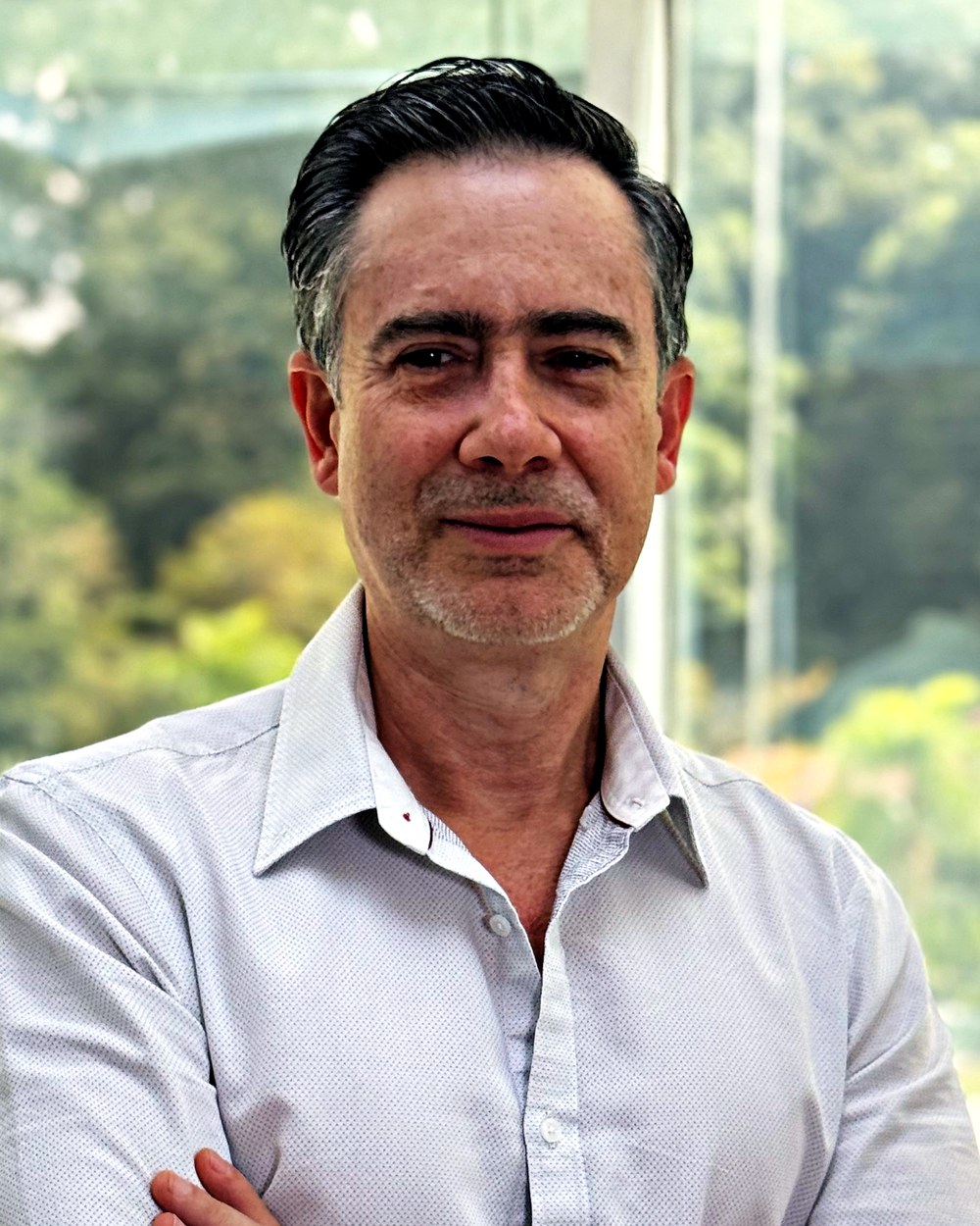 Dr Jorge Naranjo, orthodontist and Invisalign Doctor at Medellin Dental Solutions in El Poblado, Medellín